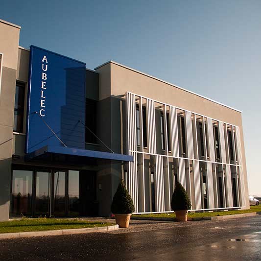 Siège de l'entreprise Aubelec à Saint-Julien-les-Villas